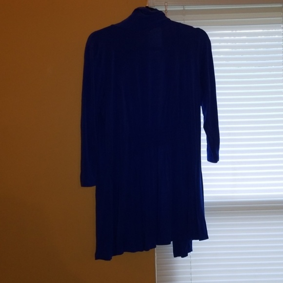 S. Point cardigan - Picture 2 of 3